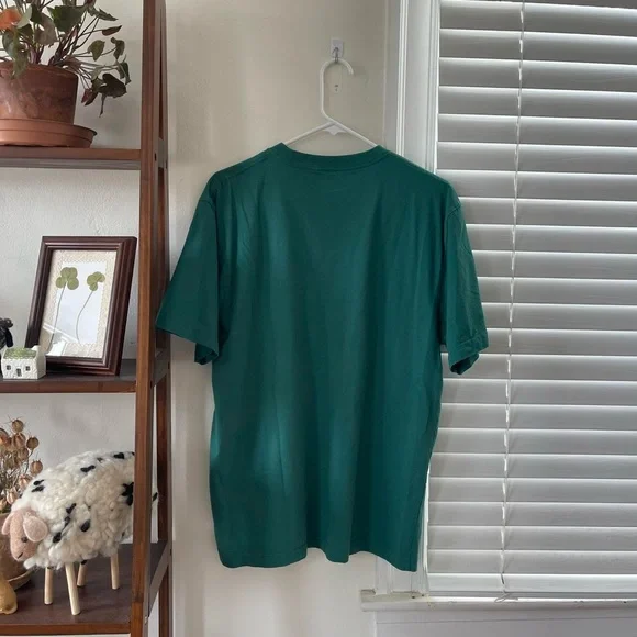 L.L.Bean Men's Carefree Unshrinkable Tee Short-Sleeve medium green - Picture 3 of 4